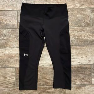 Under Armour Heatgear Capri Leggings with Pocket